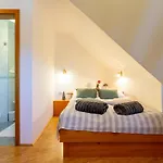 Pohorski Dom Hočko Pohorje