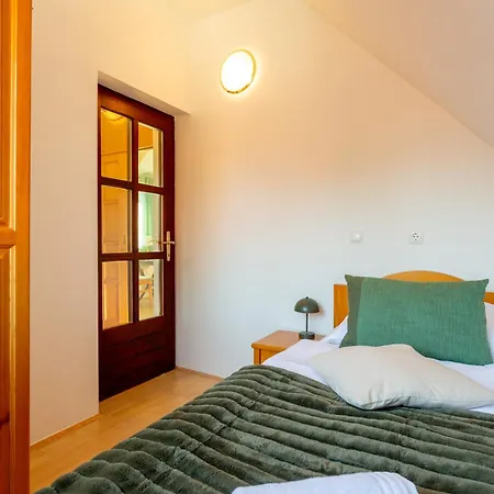 B&B Pohorski Dom 호코포호르예