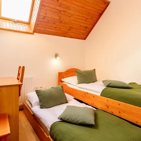 Pohorski Dom B&B 3*
