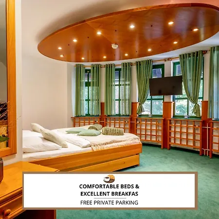 ベッド・アンド・ブレックファスト Pohorski Dom ホコ・ポホリェ