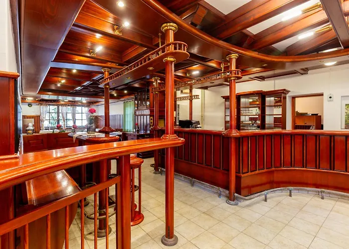 Bed & Breakfast Pohorski Dom 3*